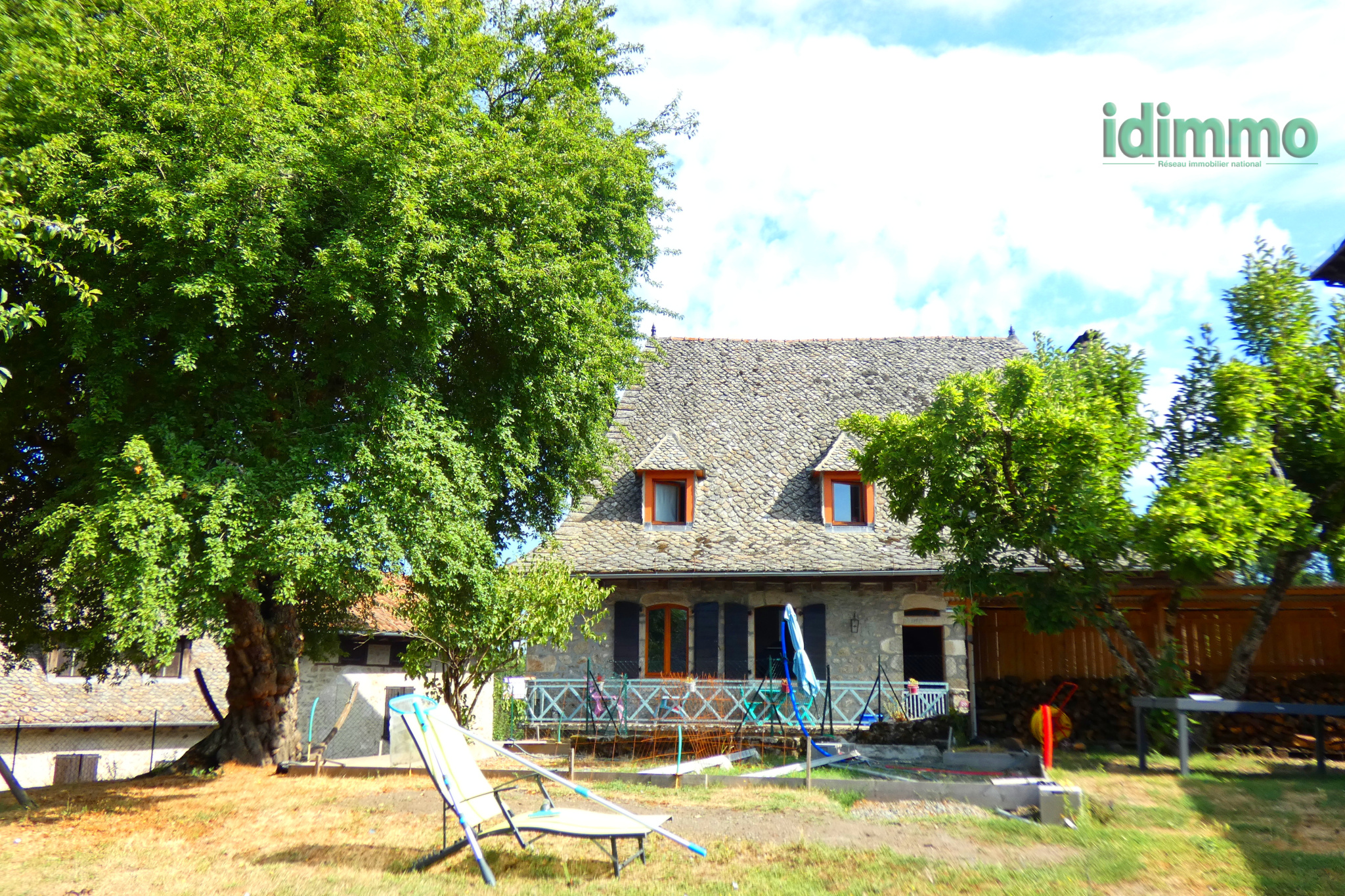 MAISON EN PIERRE RENOVEE