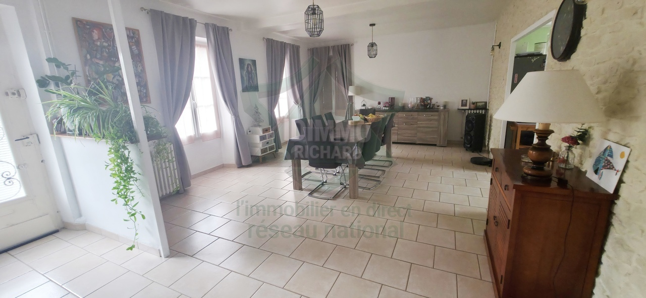 Maison à vendre à Corbeilles, 214 m², 8 pièces – photo 3 sur 20