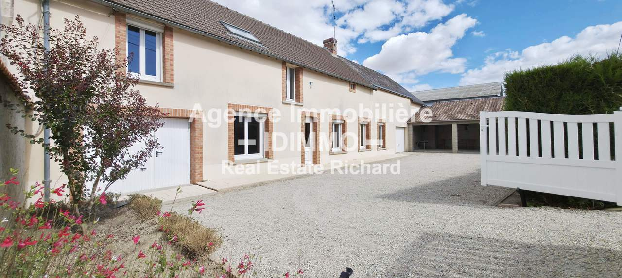 Maison à vendre à Beaumont du gatinais, 149 m², 5 pièces – photo 1 sur 18