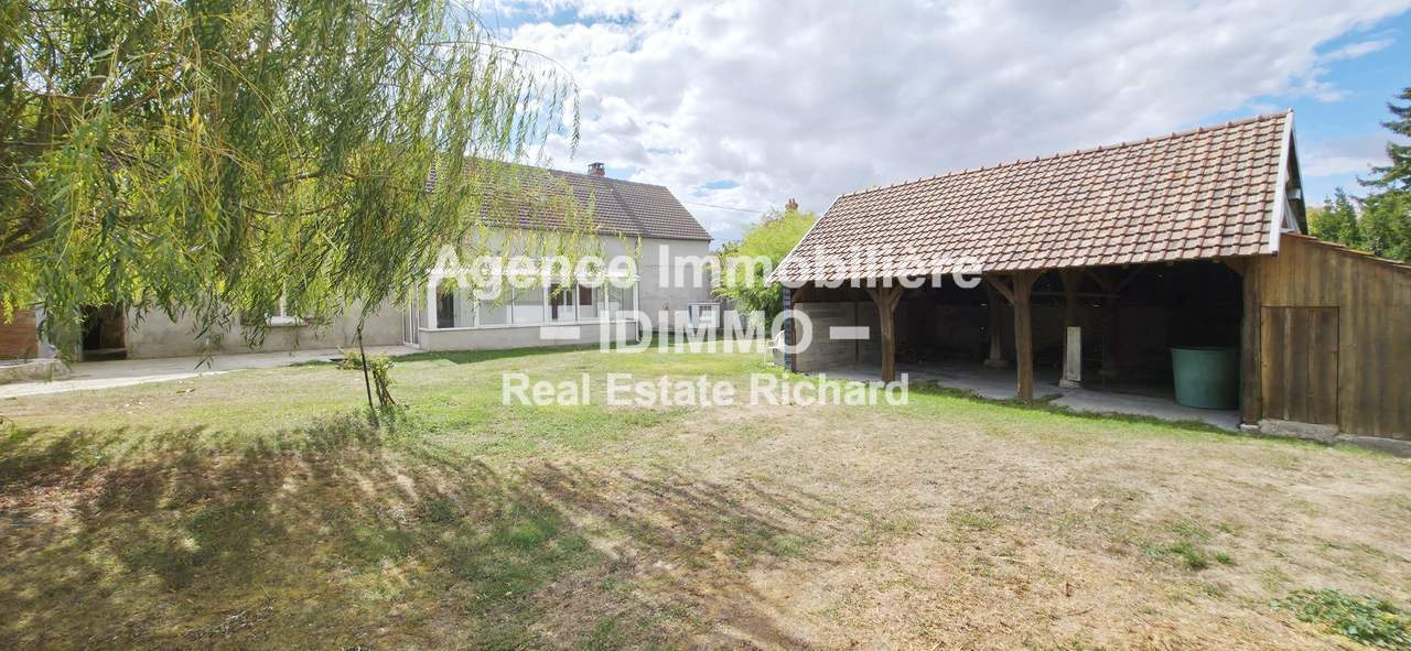 Maison à vendre à Bordeaux en gatinais, 149 m², 5 pièces – photo 2 sur 17