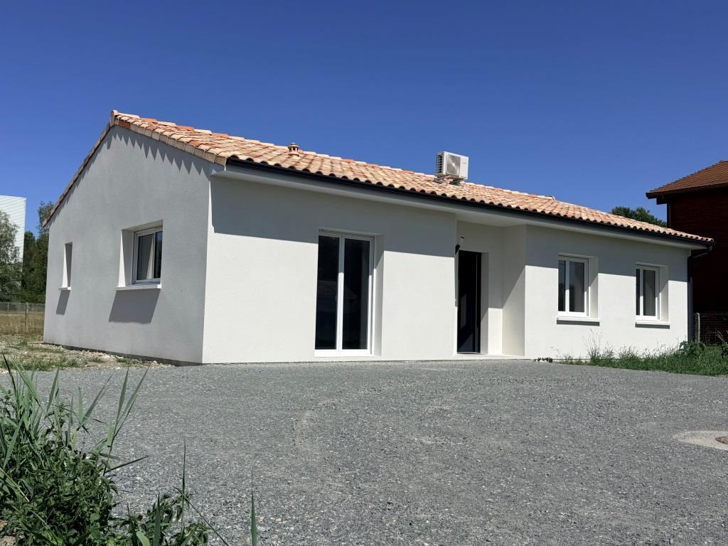 ST YZAN MAISON NEUVE 3 CHAMBRES REGLEMENTATION RE 2020